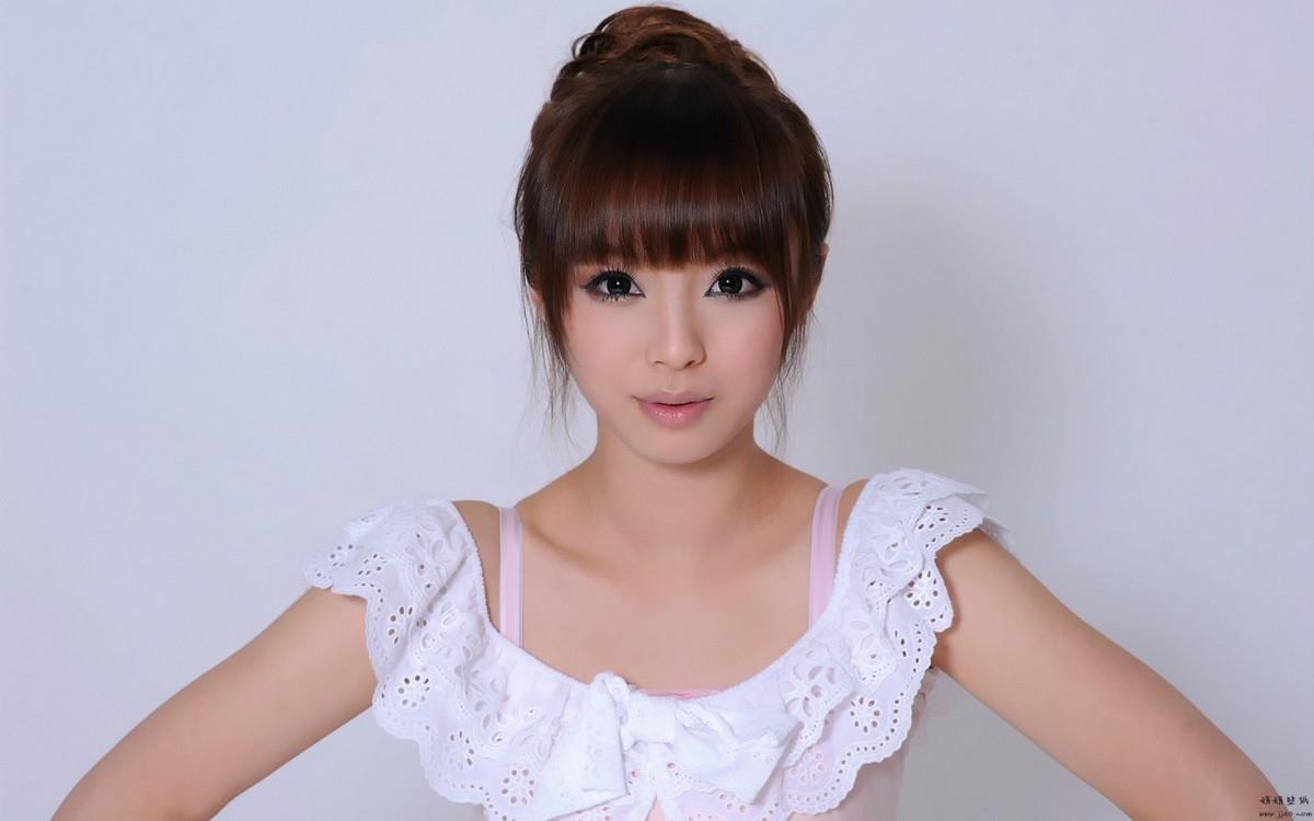 清纯美女黄诗思图片