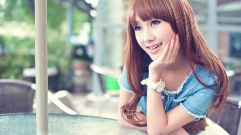 鲜花般青春少女图片