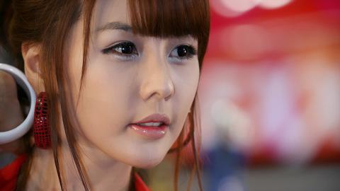 车模美女李智友高清图片