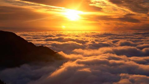 美丽的火烧云图片