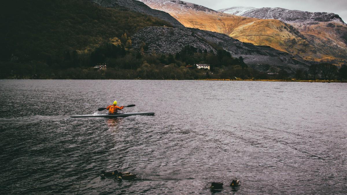 划皮艇运动图片