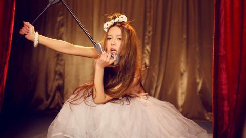 裴紫绮高清美女图片