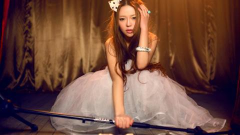 裴紫绮高清美女图片