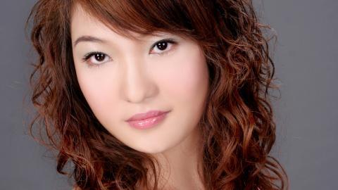 时尚美女美发造型图片