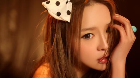 裴紫绮高清美女图片