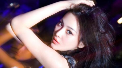 高清美女张馨予图片