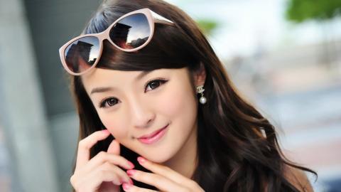 清纯如水的美女黄诗思图片