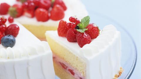 美味甜品草莓蛋糕图片