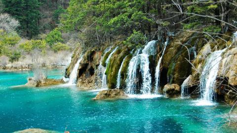 四川九寨沟自然风景图片
