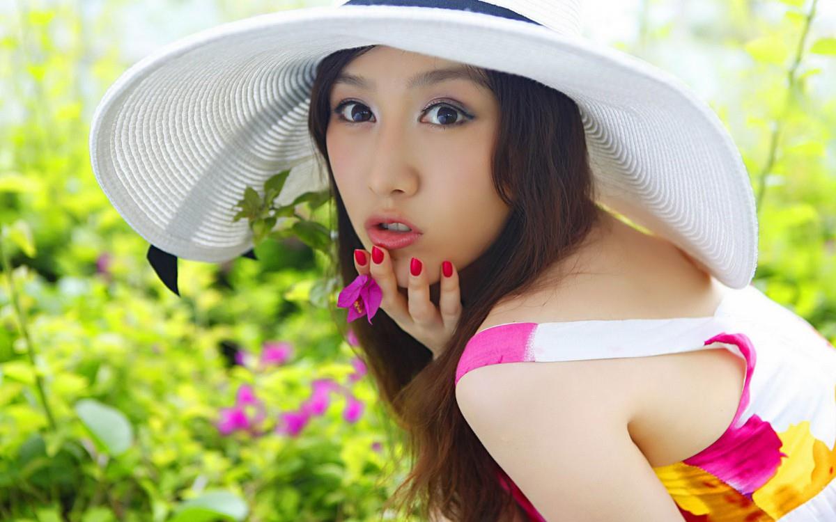 娇美似花女孩图片