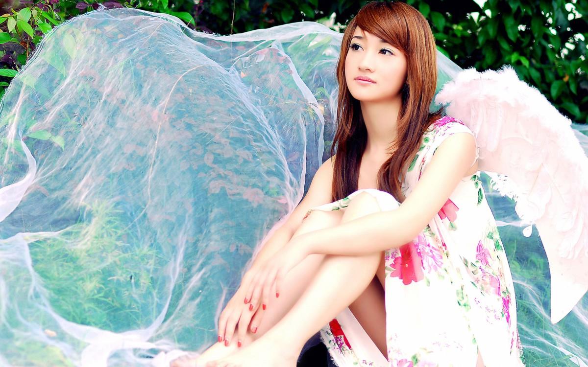 娇美似花女孩图片