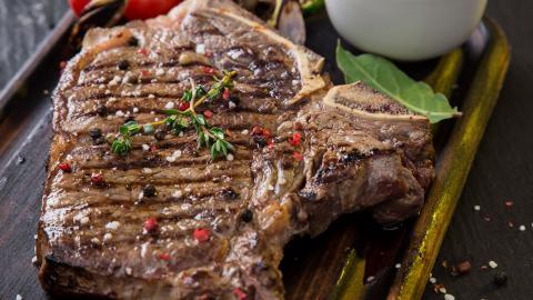 香喷喷的烤肉图片