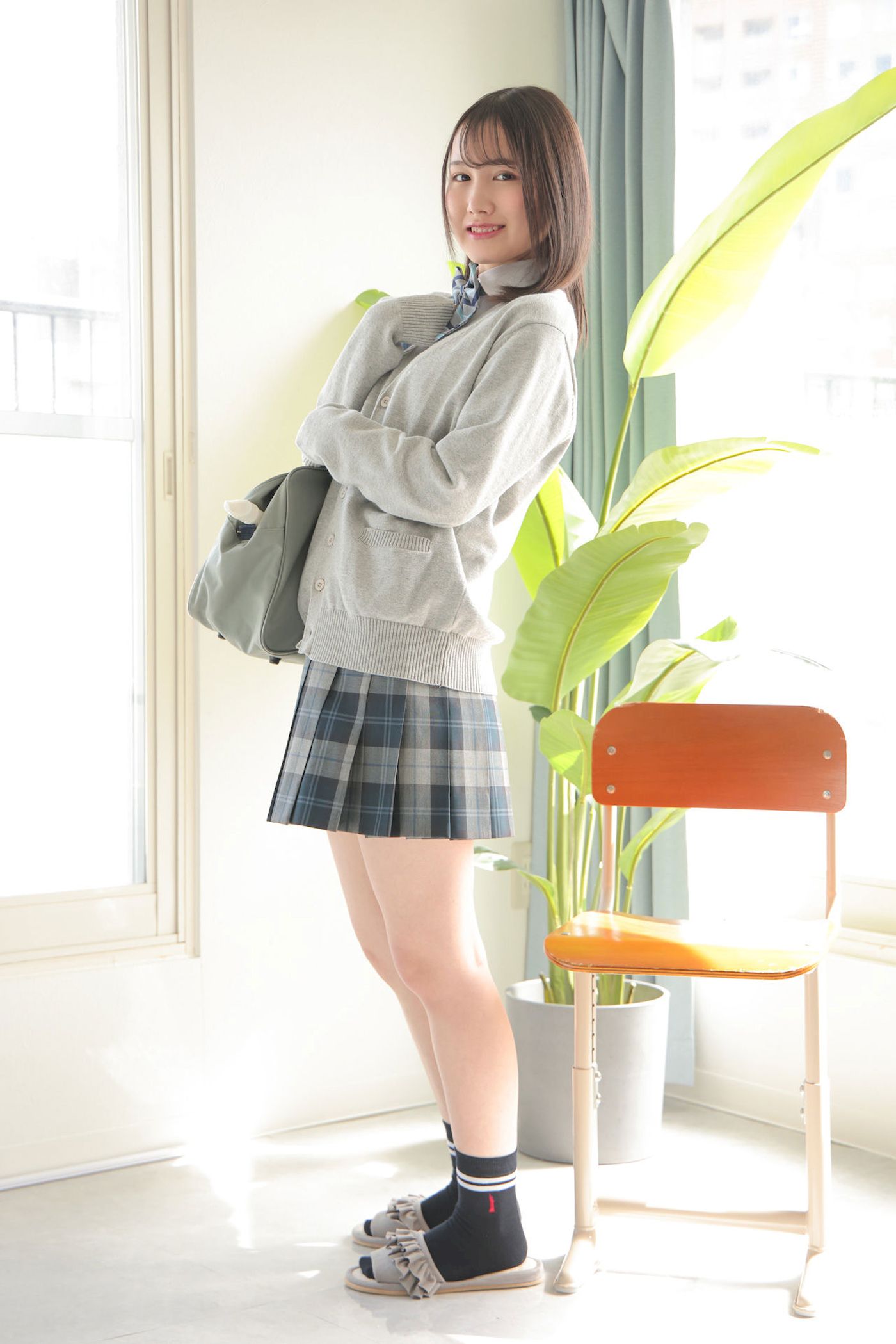 日本美女软妹千叶まき女子高中生JK校服写真图片