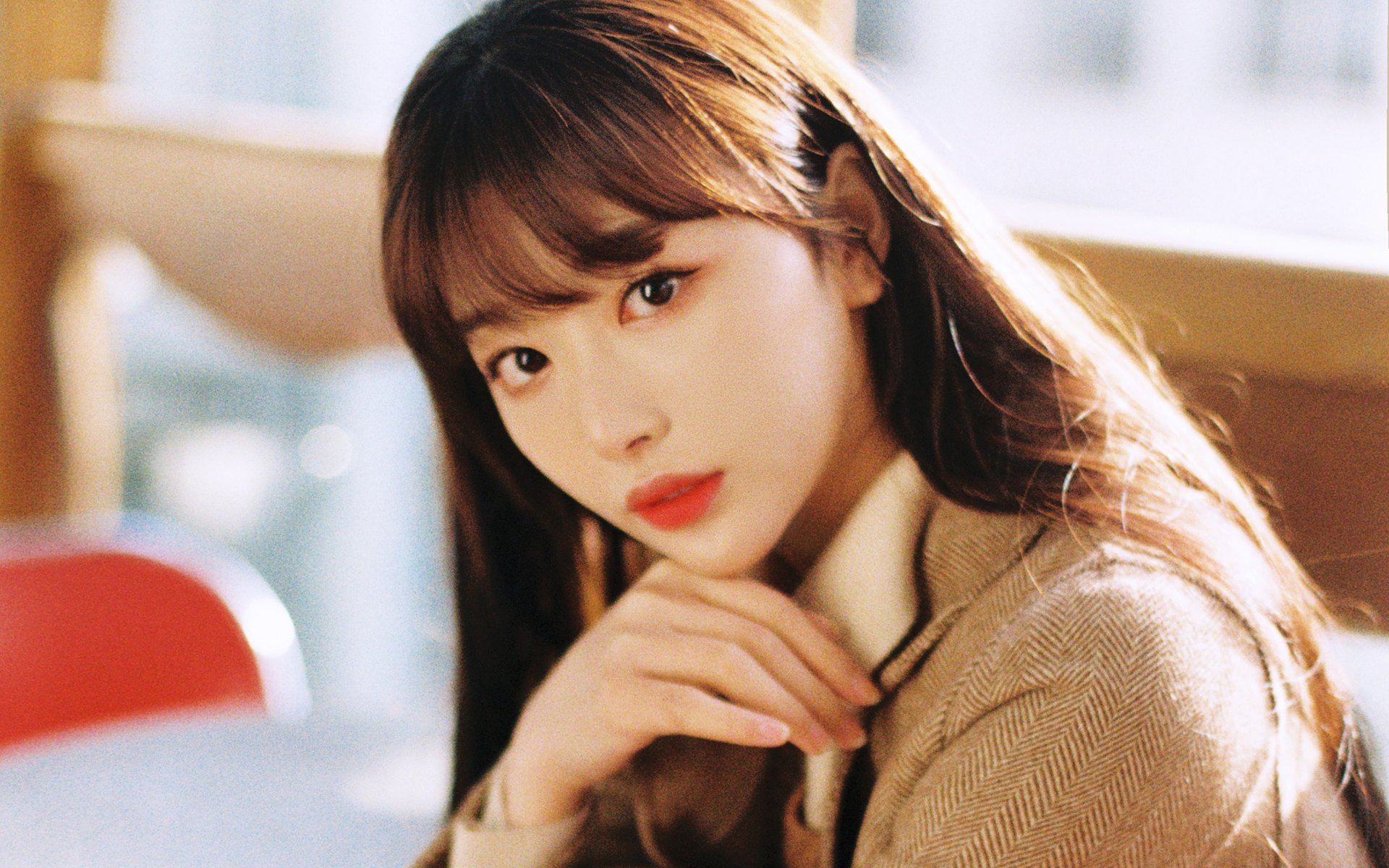 韩系文艺风清纯可爱女大学生桌面高清壁纸图片 