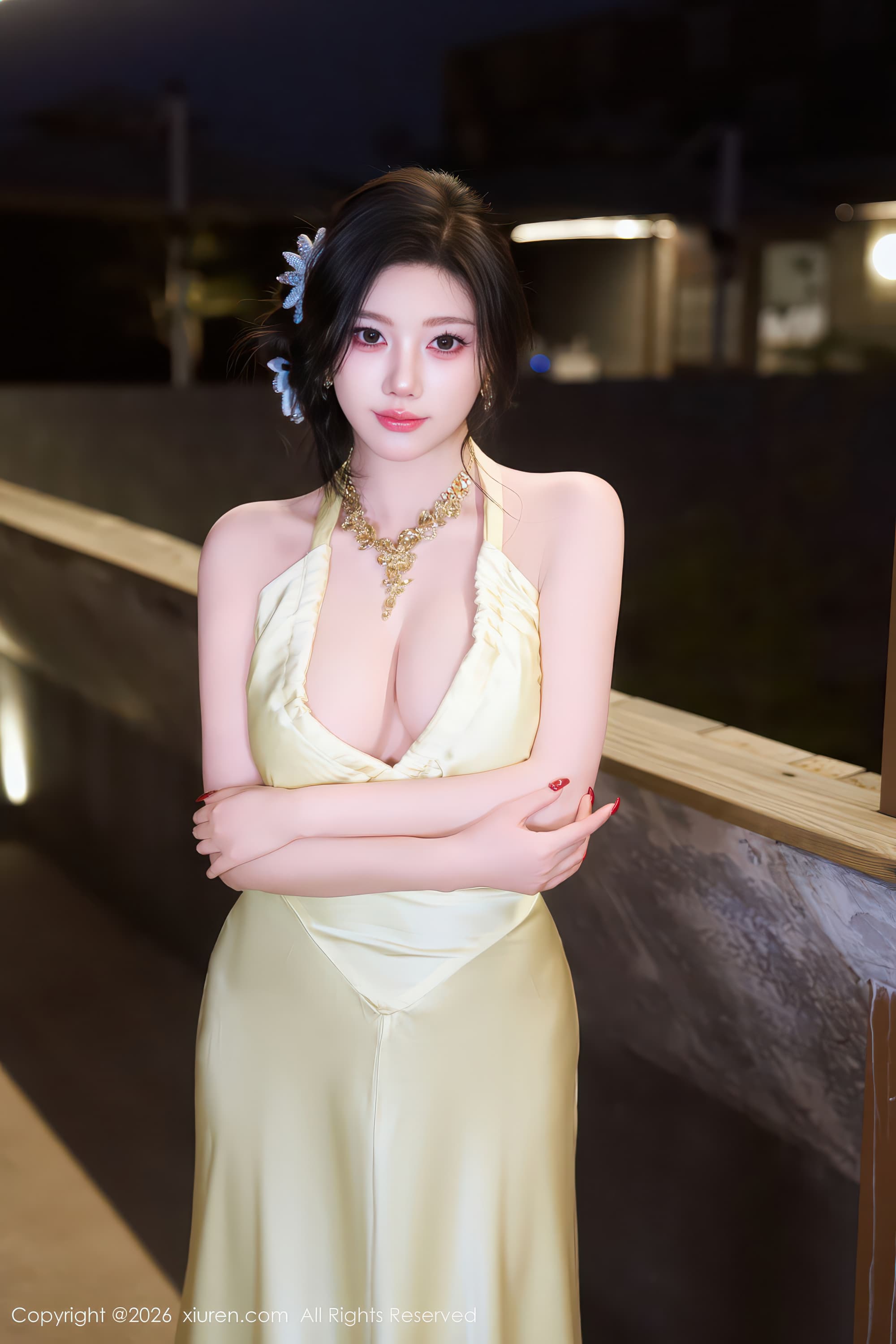 清纯少女风美女模特杨晨晨长礼服高清写真