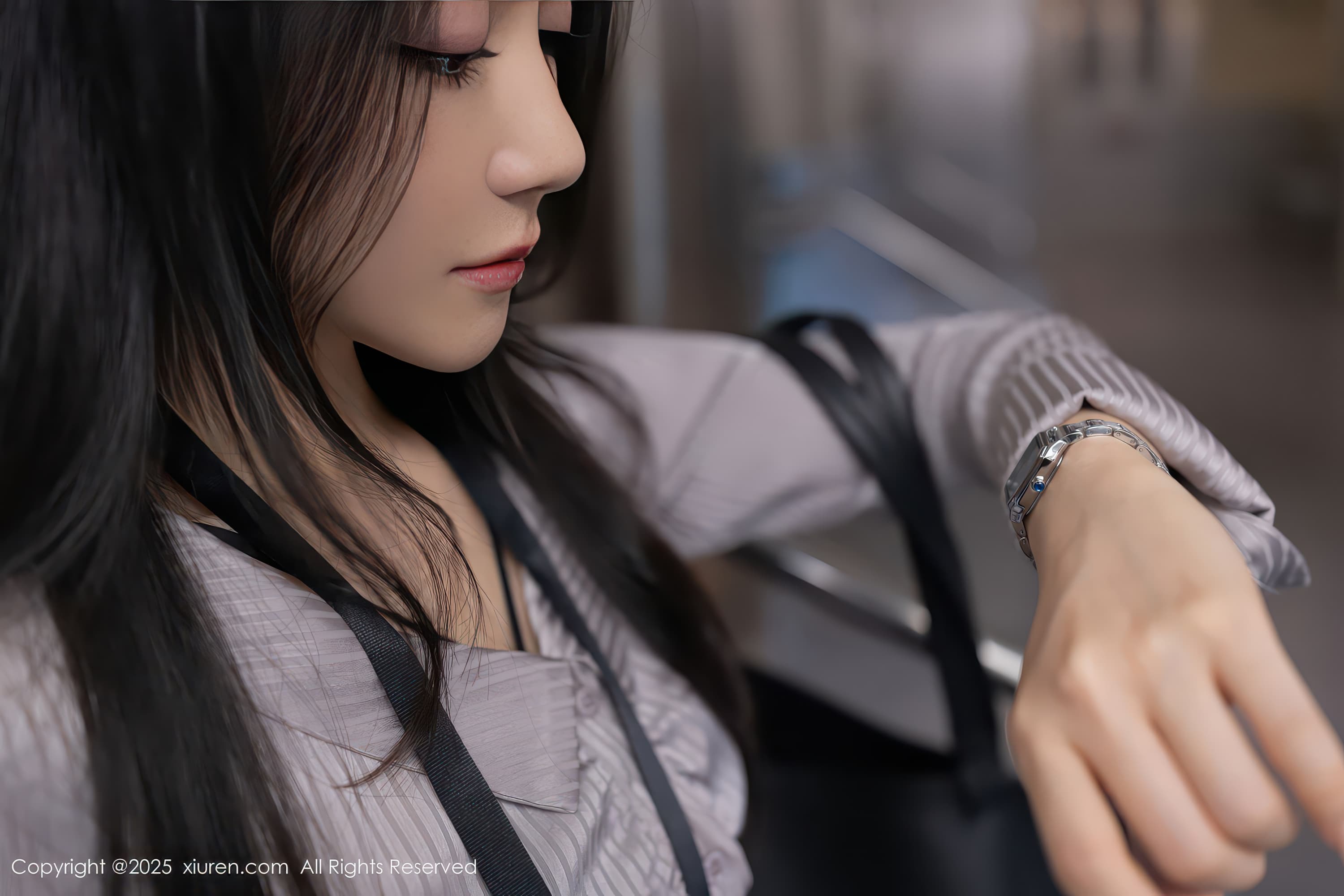 网红模特美女鱼子酱Fish美艳气质黑丝美腿翘臀写真