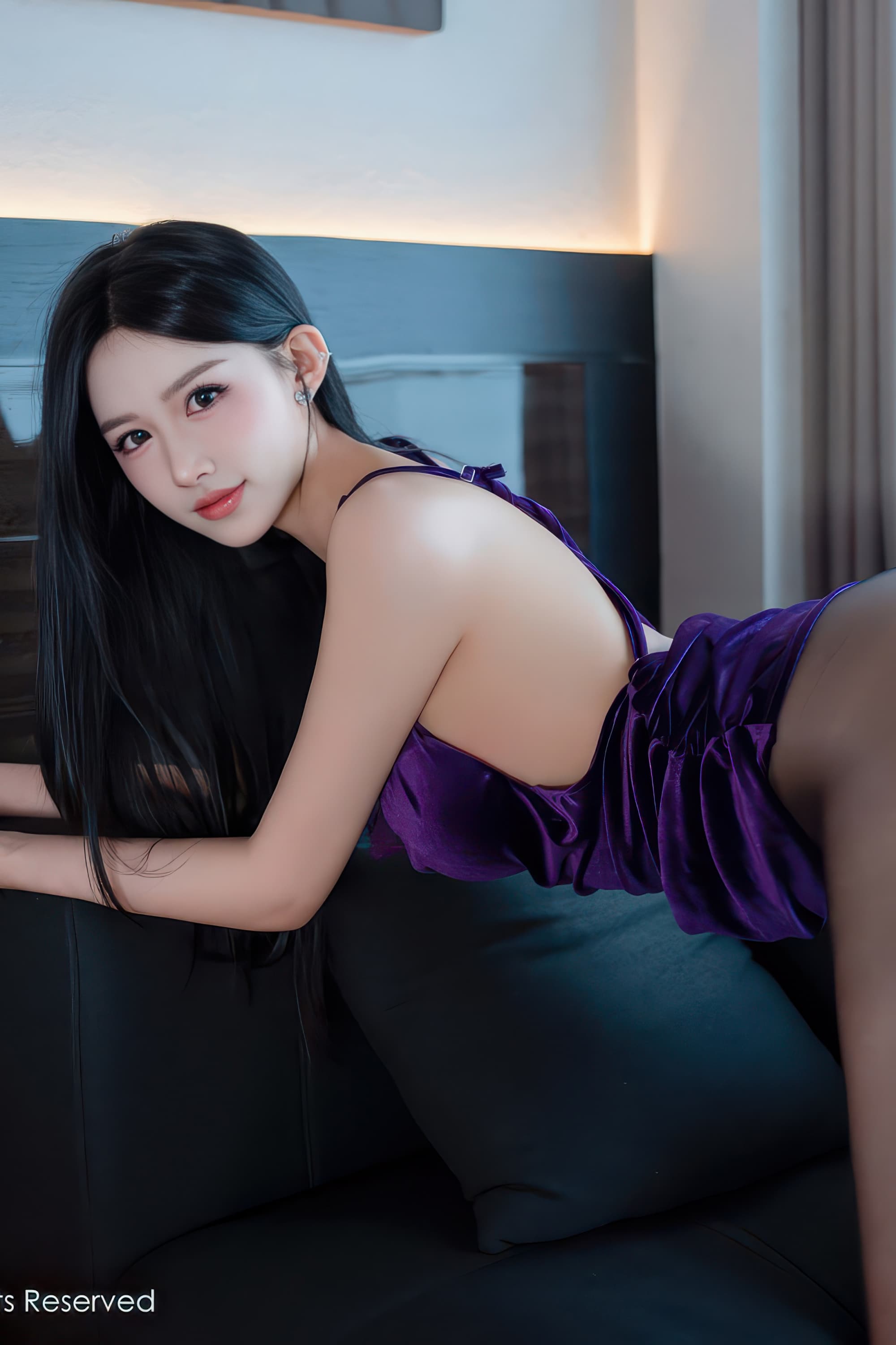 甜系天花板美女Shelly诗莉清新甜美黑丝美腿写真