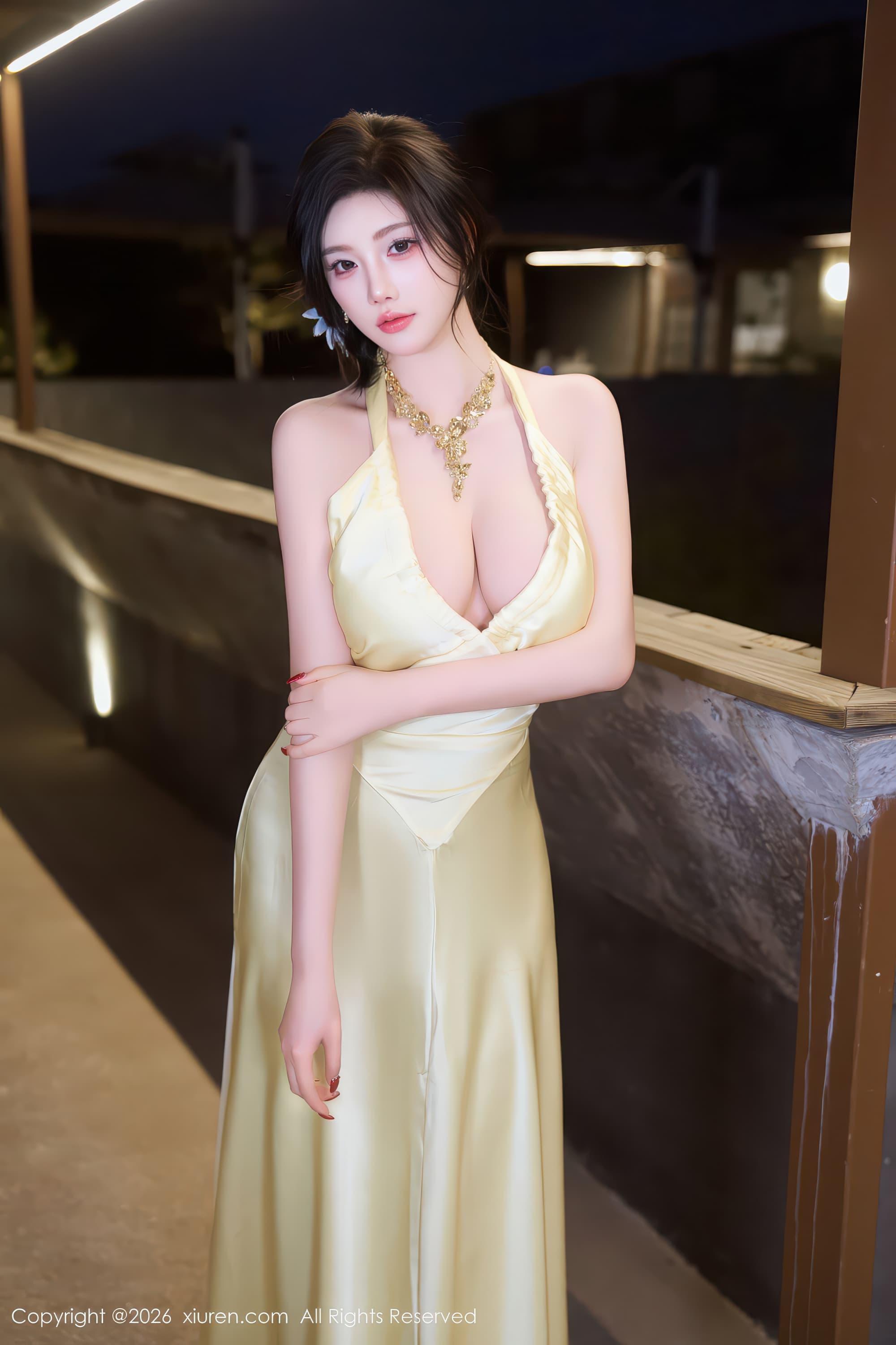 清纯少女风美女模特杨晨晨长礼服高清写真