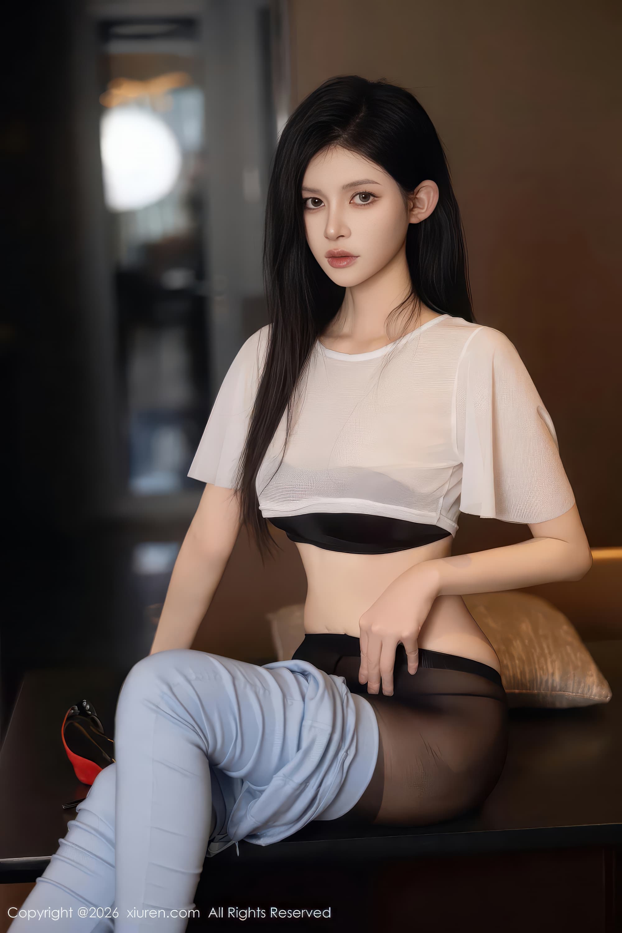 苗条女神沈如斯细腰美腿黑丝高清写真