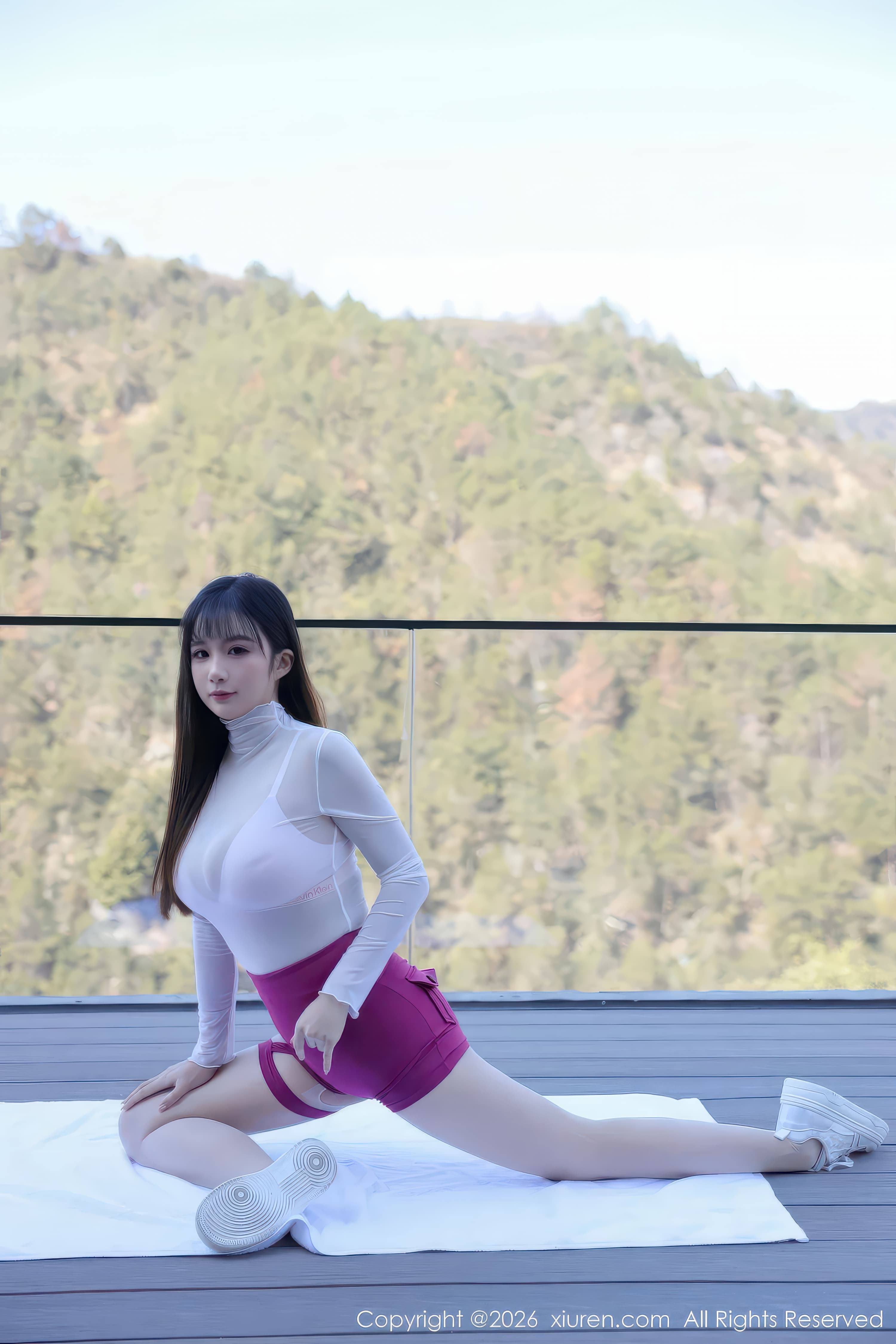 00后模特小肉肉咪微胖大胸可爱高清美女写真