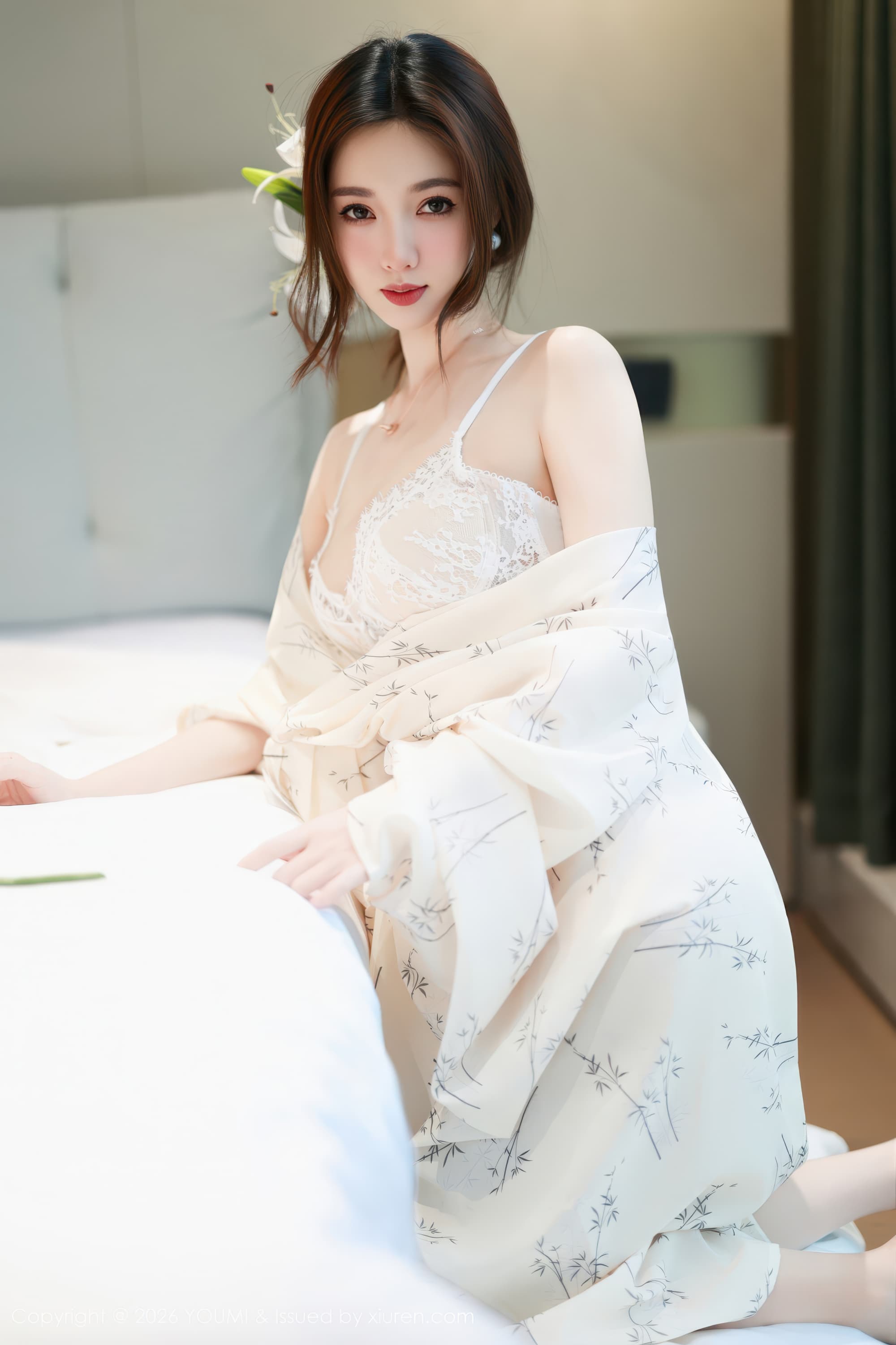 桃之夭夭双胞胎模特御姐Twins-桃桃白色气质长裙优雅纯欲写真
