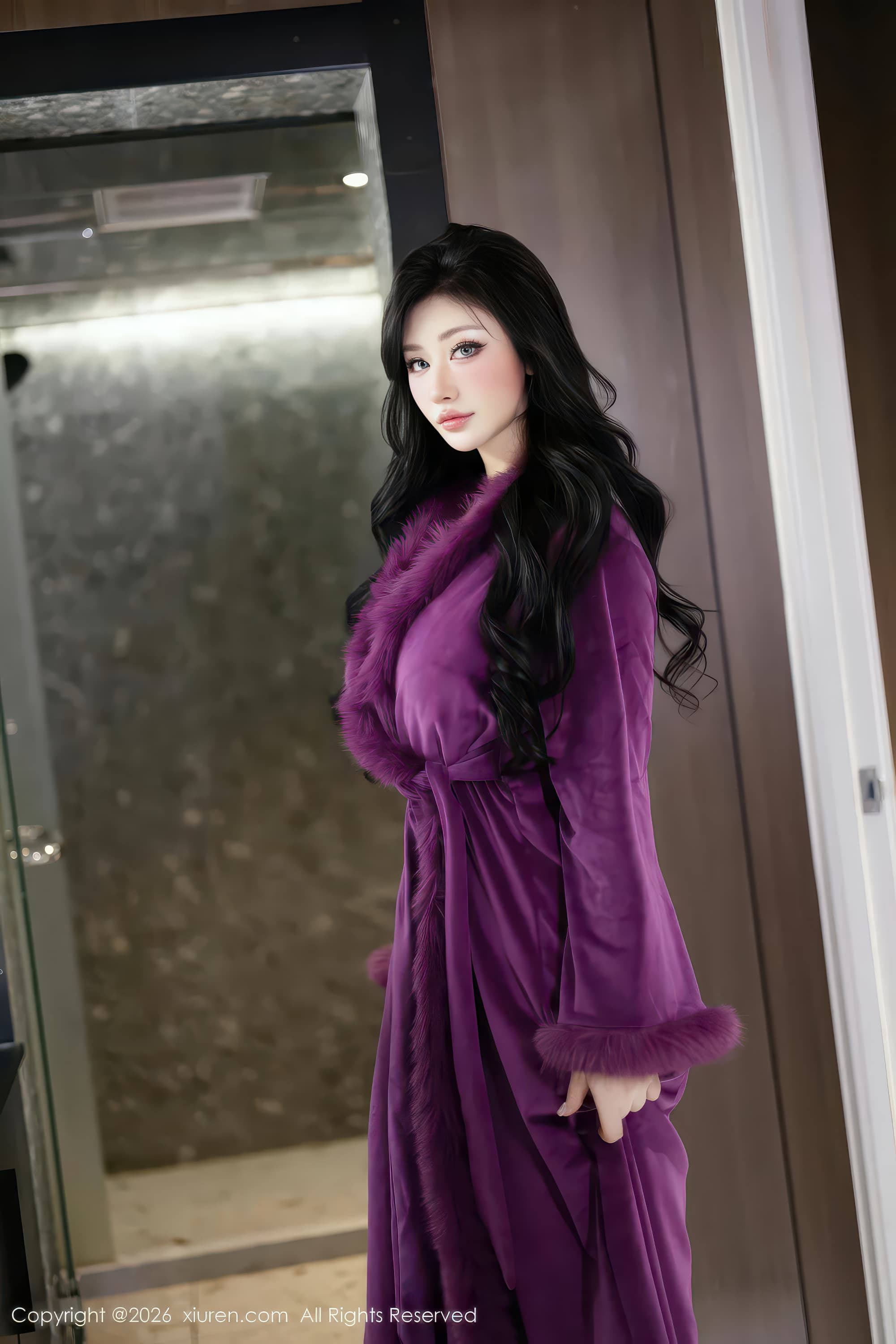 抖音网红成熟欲女蕾蕾醒了没礼服长裙黑丝诱惑写真