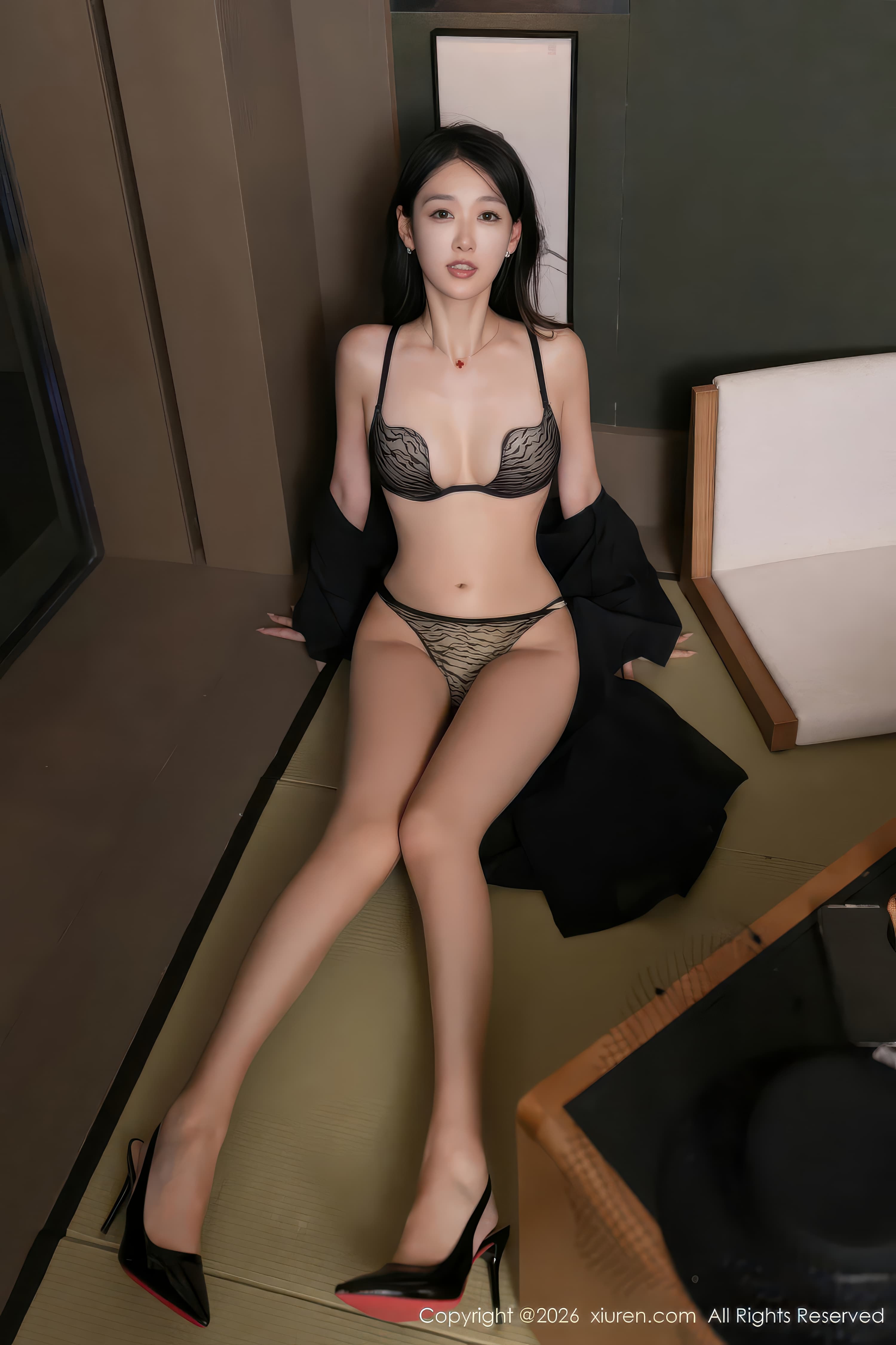 人气模特唐安琪可甜可咸黑丝内衣绝美高清写真