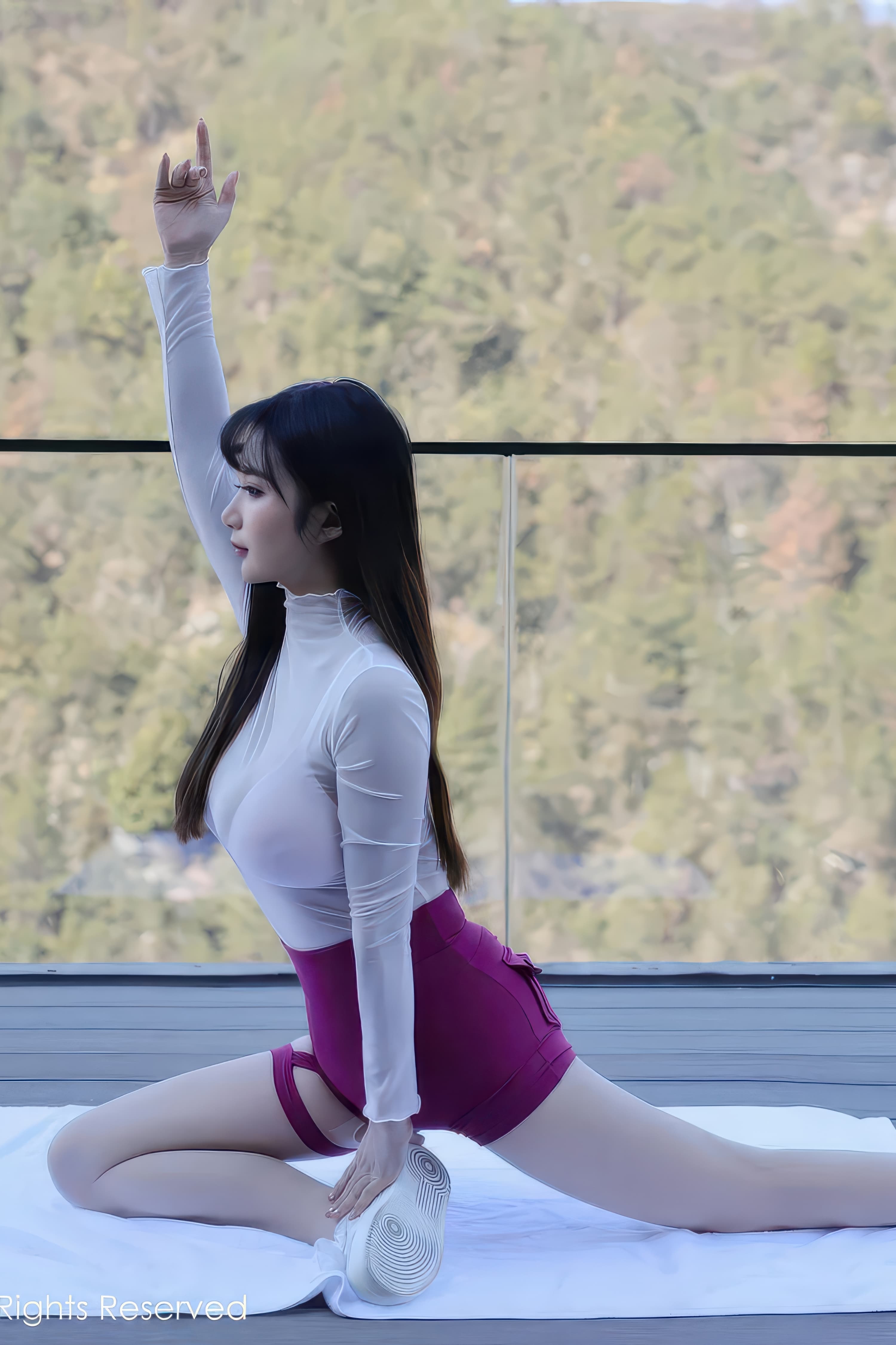 00后模特小肉肉咪微胖大胸可爱高清美女写真
