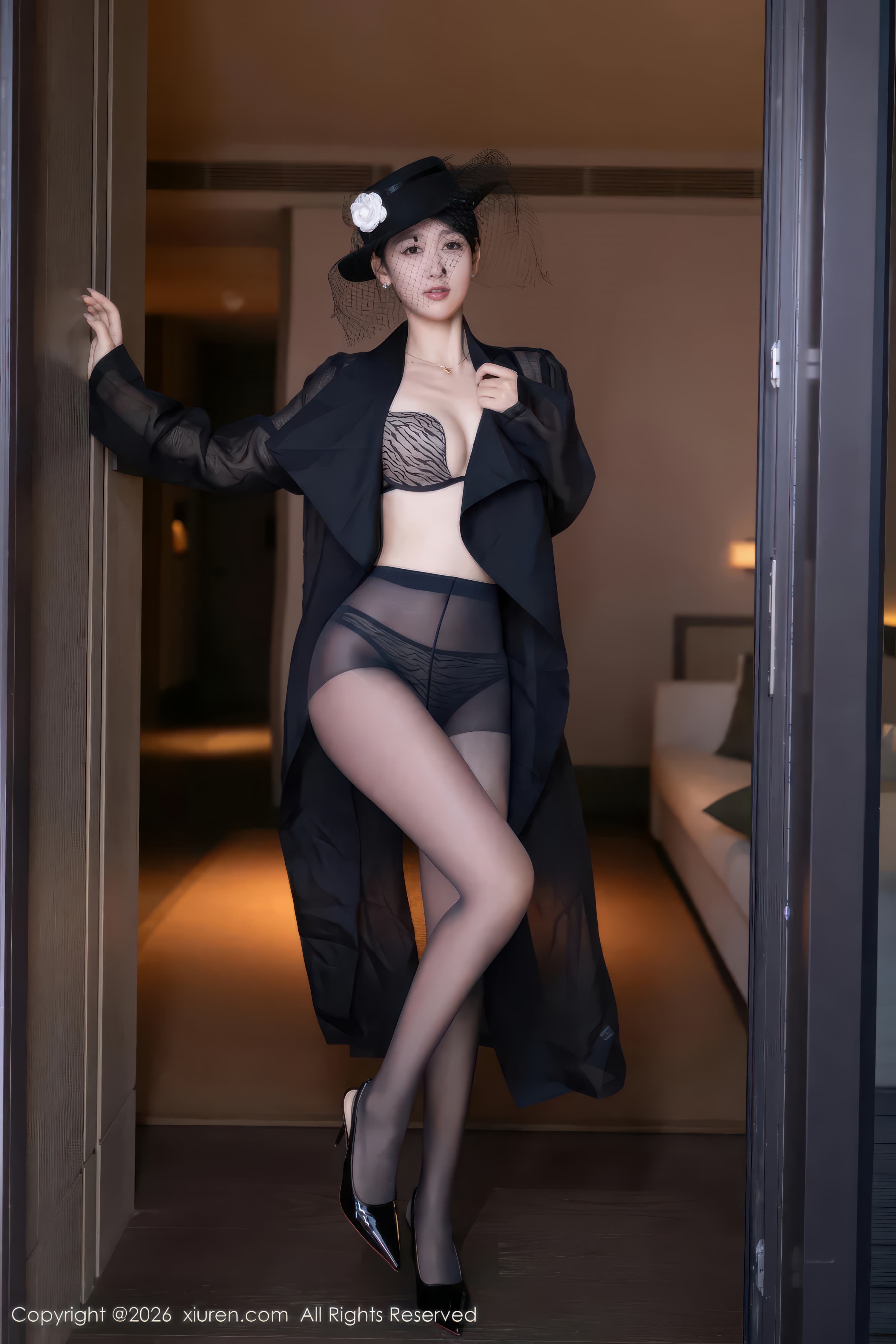 人气模特唐安琪可甜可咸黑丝内衣绝美高清写真