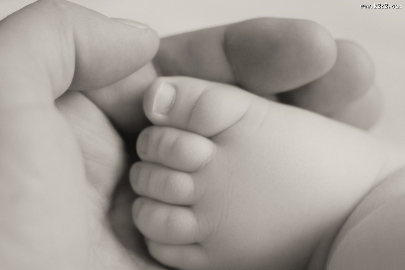 婴儿的小脚丫图片