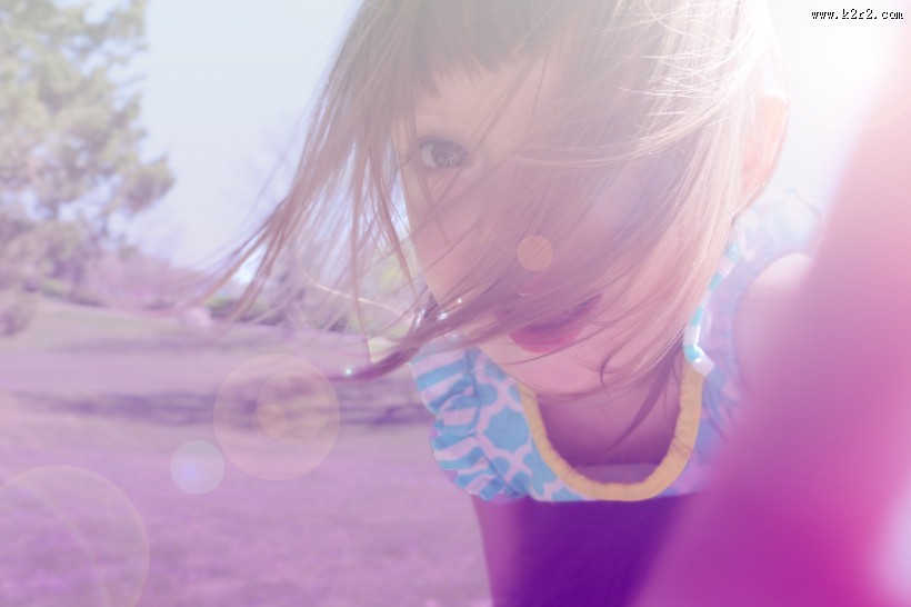 天真可爱的孩子图片