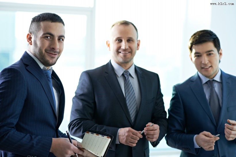 团结协作的商务团队图片