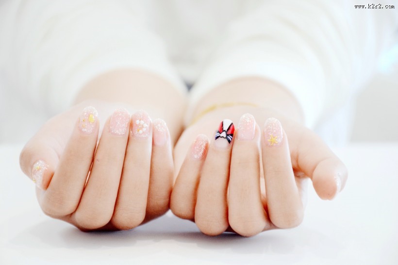 好看的美甲图片