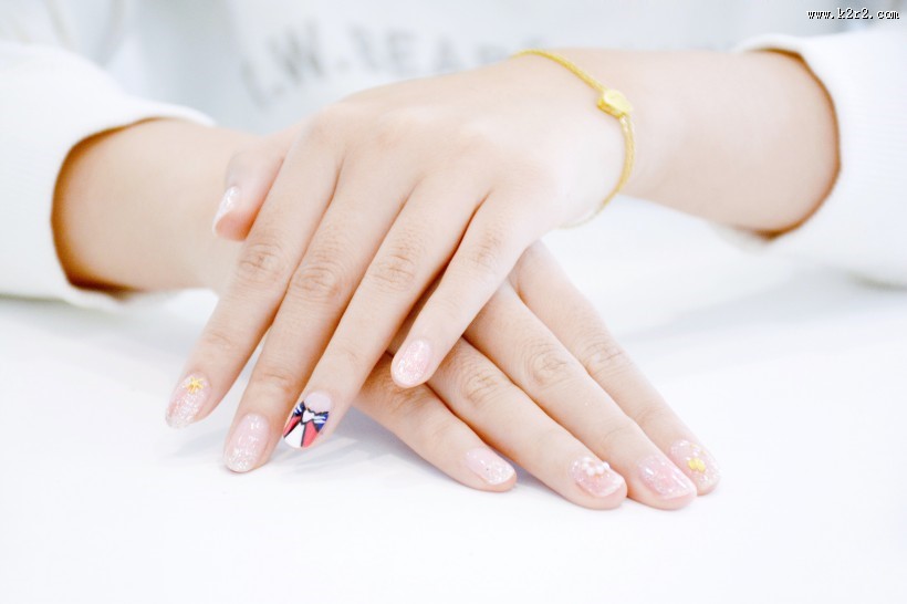 好看的美甲图片