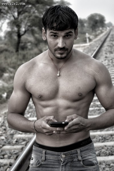 肌肉健硕的男人图片大全