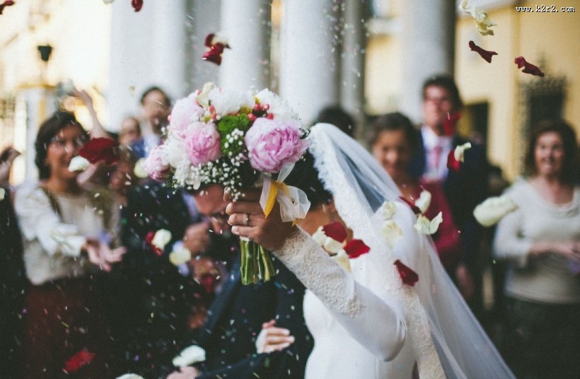 幸福的新人图片大全