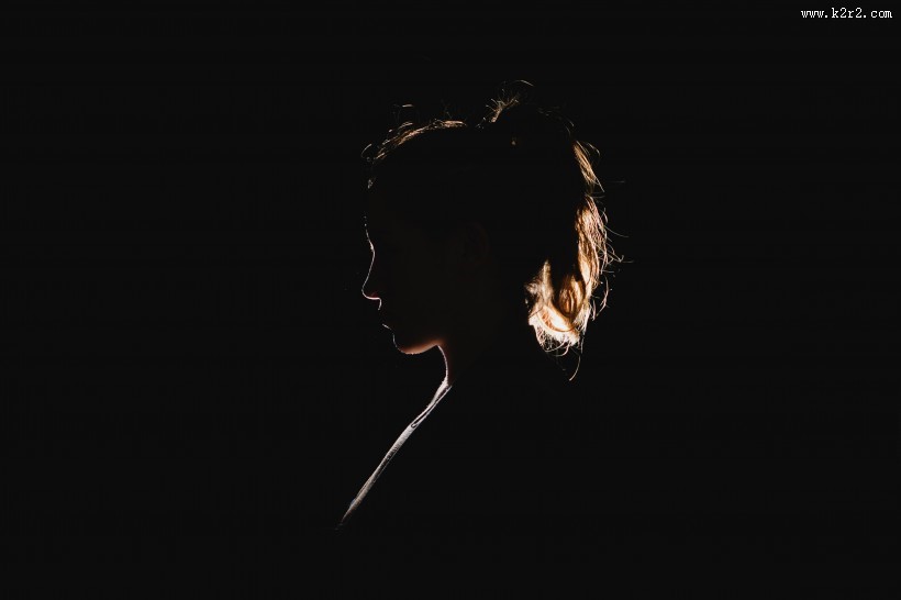 背光的人影高清图片