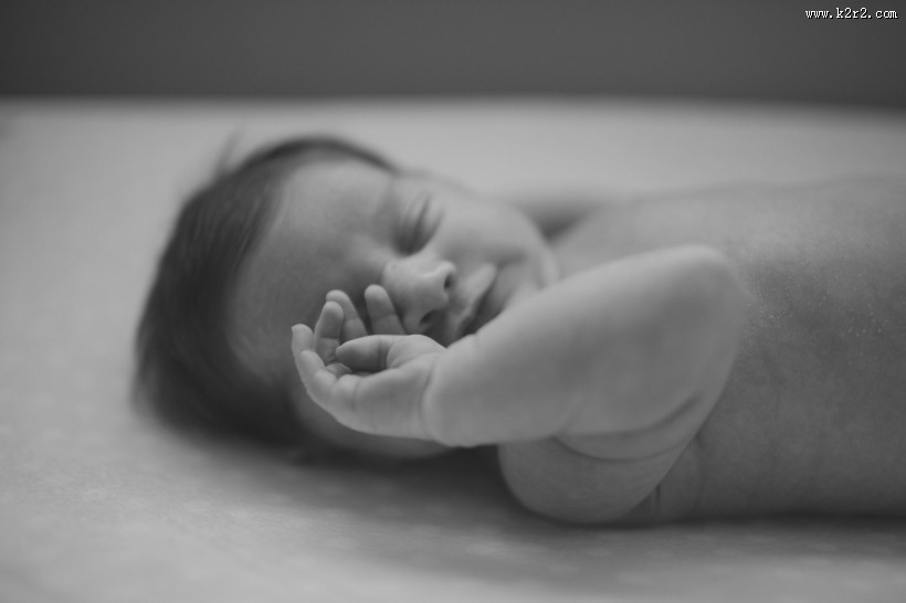 睡着的婴儿图片