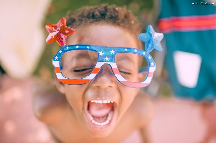 欢乐的儿童图片