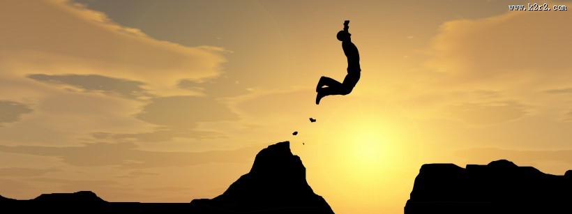 山峰飞跃的人影图片