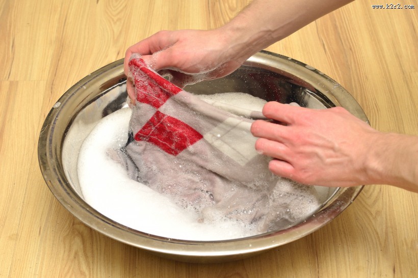 美女洗衣服图片