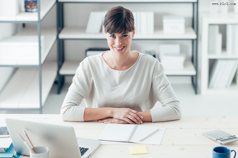 职业办公女性图片
