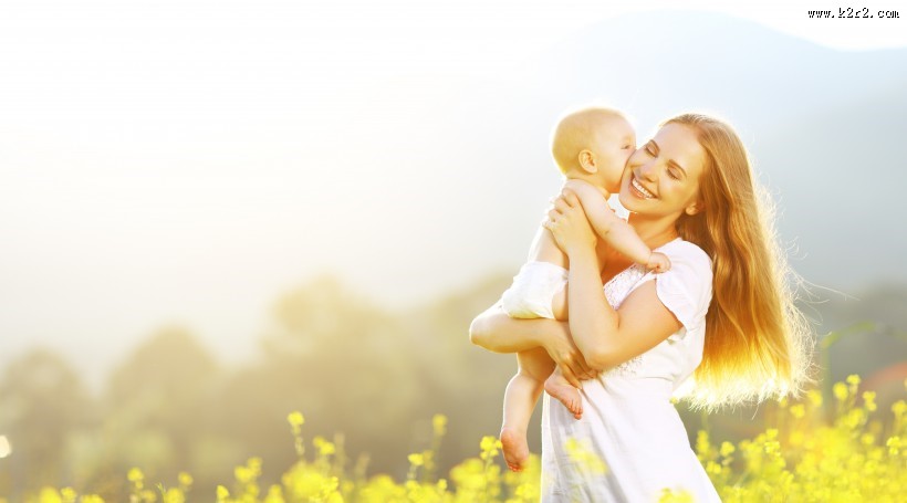 妈咪和宝宝在一起的图片