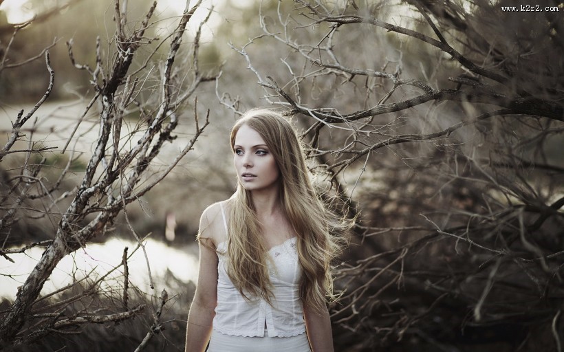 唯美的女孩图片