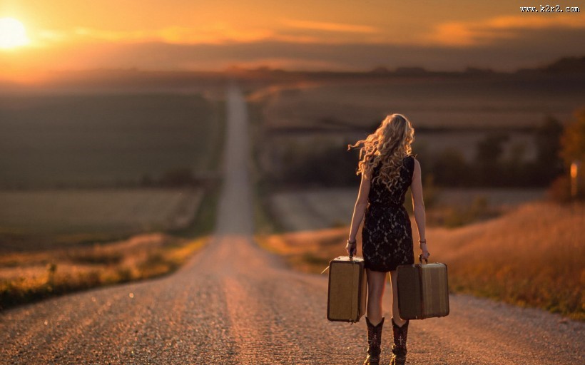 唯美的女孩背影图片