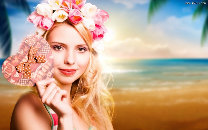 时尚魅力的金发女孩图片