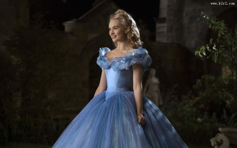 灰姑娘剧照图片