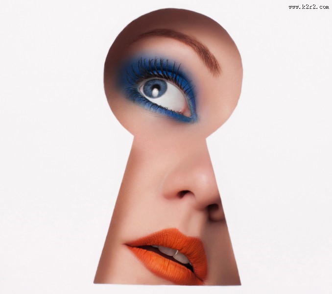 女性眼妆特写图片