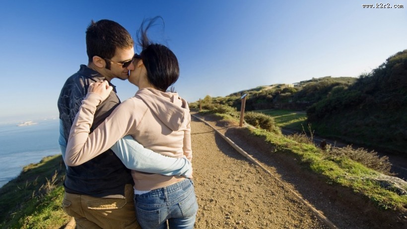 海边的爱人图片