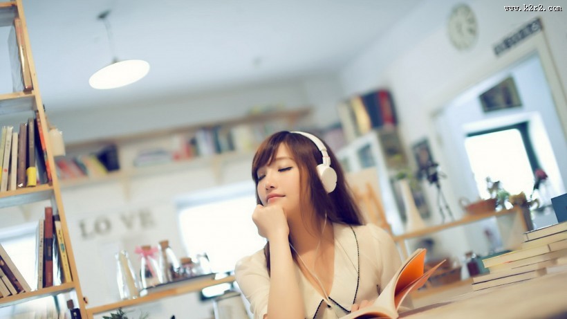 清新的校园美女图片